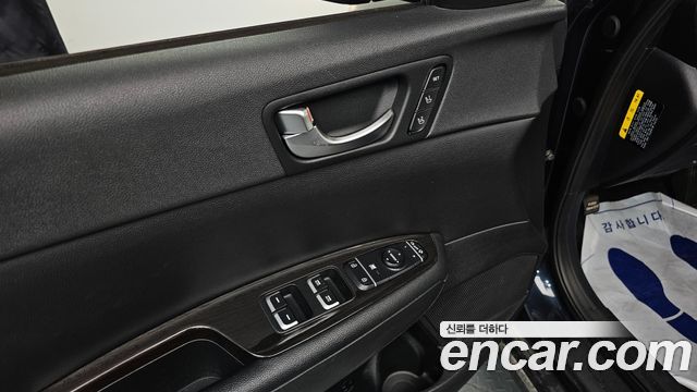 Kia K5 2019 — photo 13