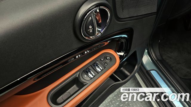 Mini Countryman 2022 — photo 17