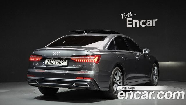 Audi A6 2022 — photo 2