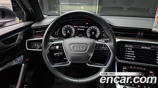 Audi A6 2022 — photo 13