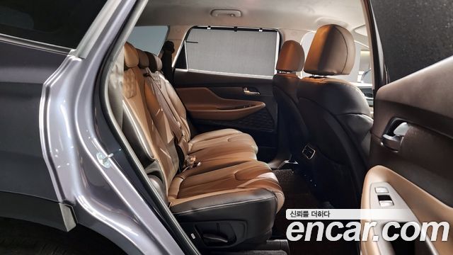 Hyundai Santafe 2021 — photo 14