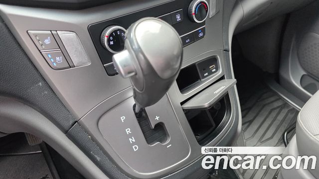 Hyundai Starex 2020 — photo 9
