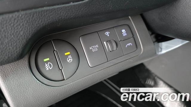 Hyundai Starex 2020 — photo 13