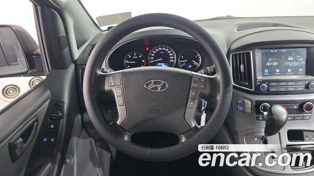 Hyundai Starex 2020 — photo 14