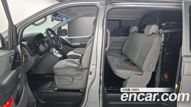 Hyundai Starex 2020 — photo 18