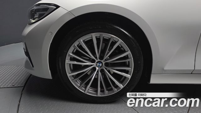 BMW 3-Series 2022 — photo 5