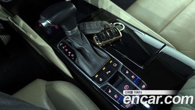Kia K7 2017 — photo 12