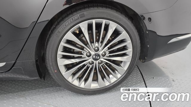 Kia K7 2017 — photo 7