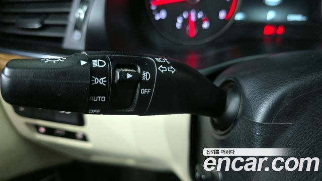 Kia K7 2017 — photo 27