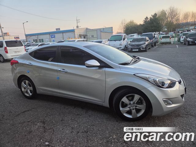 Hyundai AVANTE 2013 — photo 2