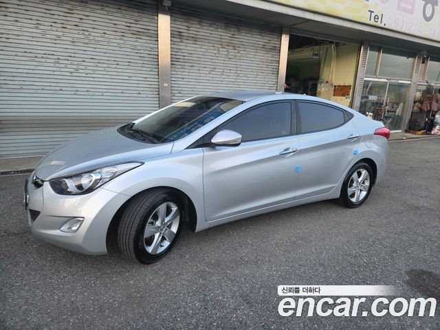 Hyundai AVANTE 2013 — photo 3