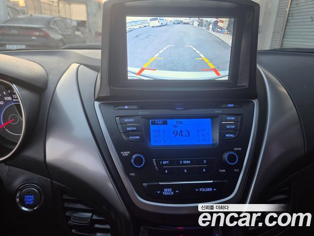 Hyundai AVANTE 2013 — photo 16
