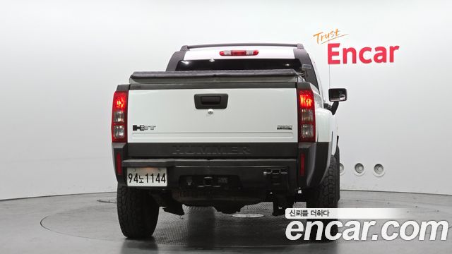 Hummer H3 2009 — photo 4