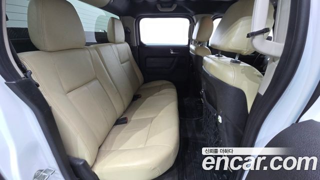 Hummer H3 2009 — photo 12