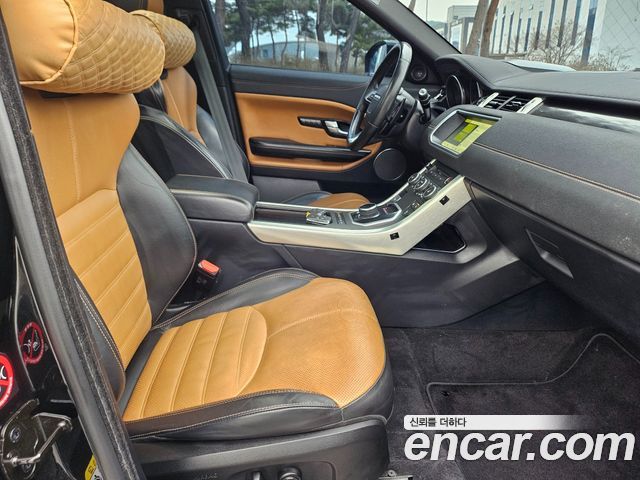 Land Rover Range Rover Evoque 2017 — photo 12