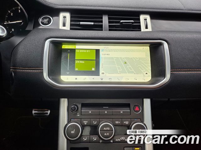 Land Rover Range Rover Evoque 2017 — photo 17