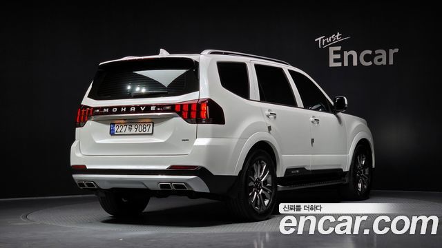 Kia Mohave 2023 — photo 2