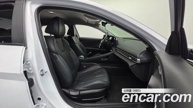 Hyundai AVANTE 2021 — photo 10