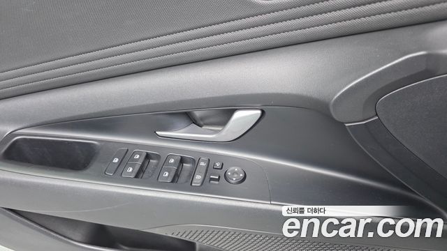 Hyundai AVANTE 2021 — photo 12