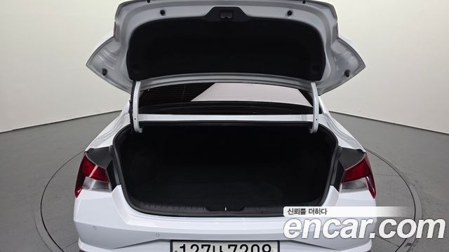 Hyundai AVANTE 2021 — photo 20