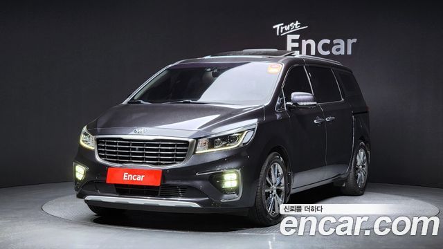 Kia Canival 2019 — photo 1