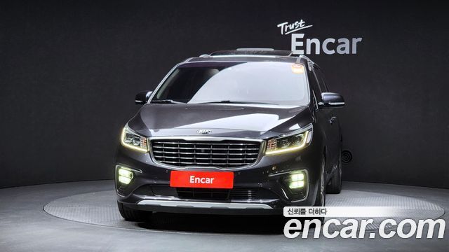 Kia Canival 2019 — photo 3