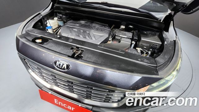 Kia Canival 2019 — photo 6