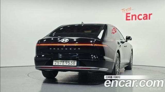 Hyundai Grandeur 2023 — photo 4
