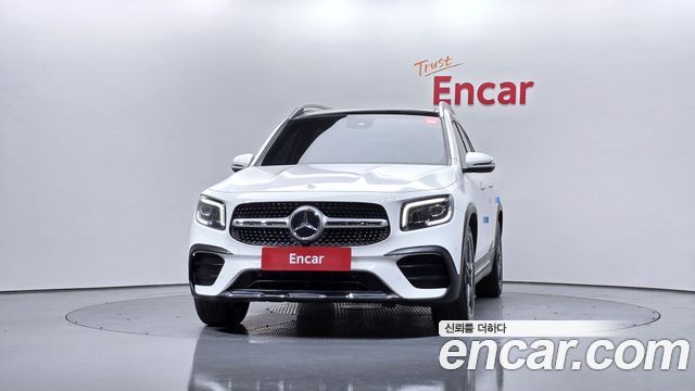 Mercedes-Benz GLB-Class 2021 — photo 3