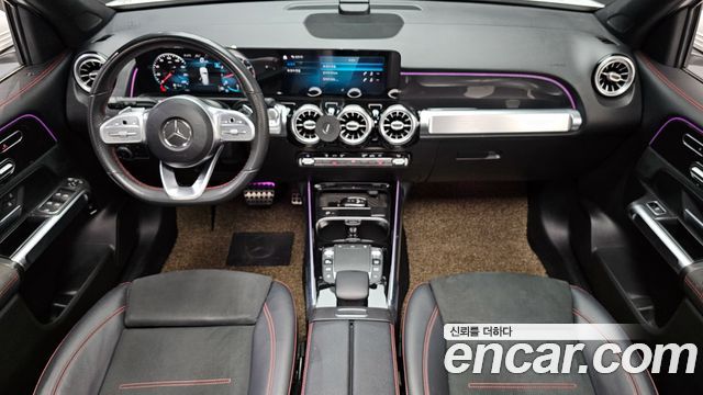 Mercedes-Benz GLB-Class 2021 — photo 7