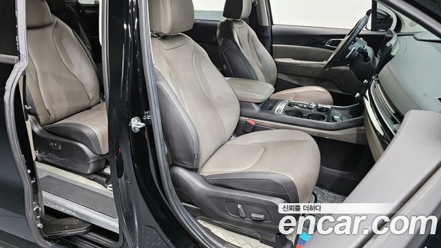 Kia Canival 2024 — photo 10