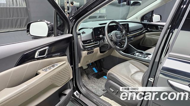 Kia Canival 2024 — photo 11