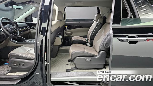 Kia Canival 2024 — photo 12