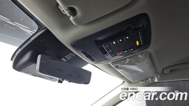 Kia Canival 2024 — photo 14