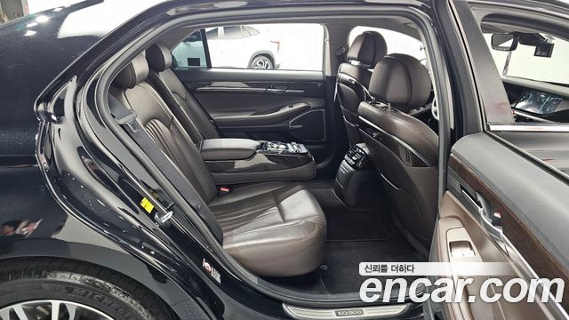 Genesis EQ900 2016 — photo 12