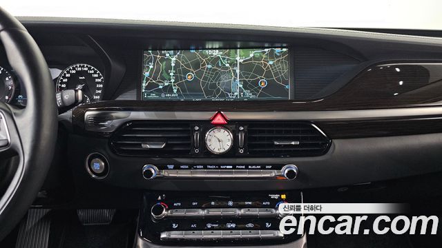Genesis EQ900 2016 — photo 14