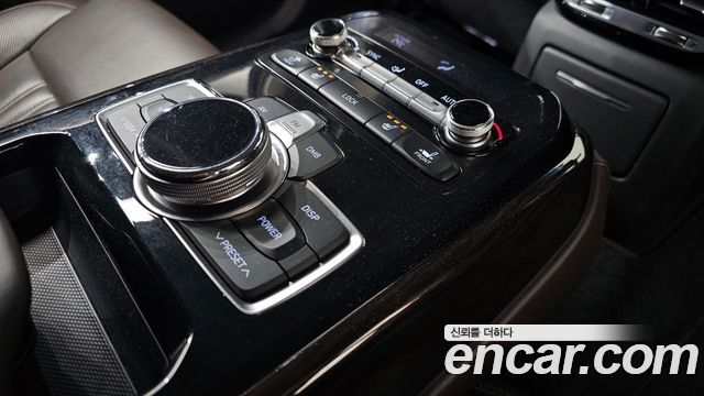 Genesis EQ900 2016 — photo 18
