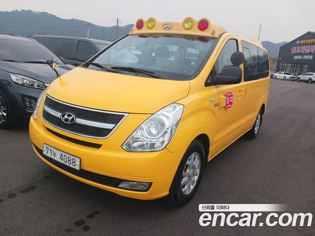 Hyundai Starex 2014 — photo 2