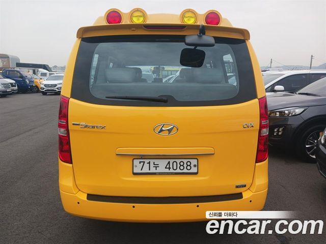 Hyundai Starex 2014 — photo 4