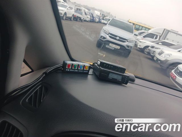 Hyundai Starex 2014 — photo 11