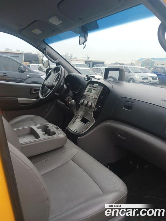 Hyundai Starex 2014 — photo 15