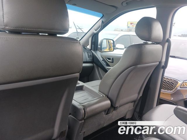 Hyundai Starex 2014 — photo 16