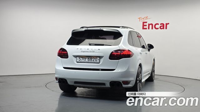 Porsche Cayenne 2013 — photo 4