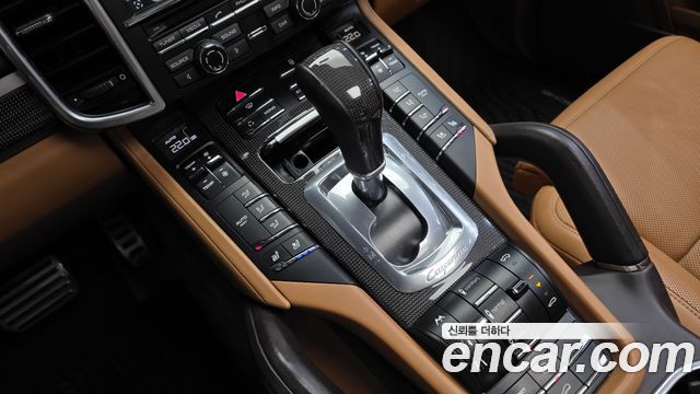 Porsche Cayenne 2013 — photo 9