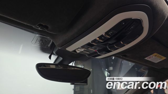 Porsche Cayenne 2013 — photo 17