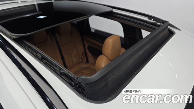 Porsche Cayenne 2013 — photo 19