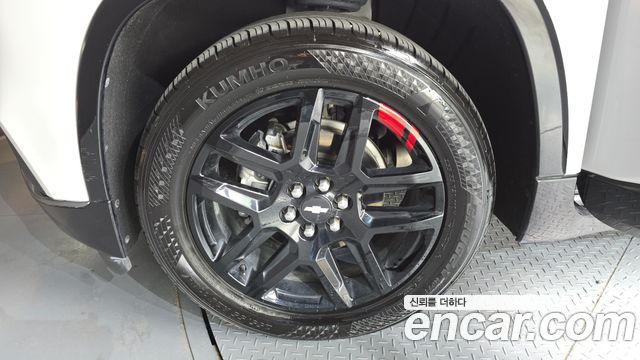 Chevrolet Korea Traverse 2021 — photo 5