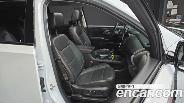 Chevrolet Korea Traverse 2021 — photo 12