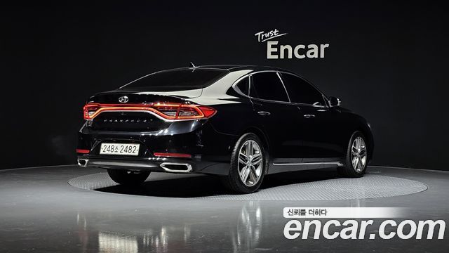 Hyundai Grandeur 2018 — photo 2