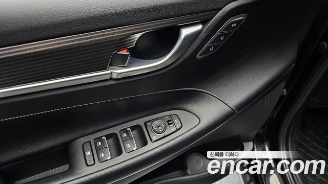 Hyundai Grandeur 2018 — photo 16